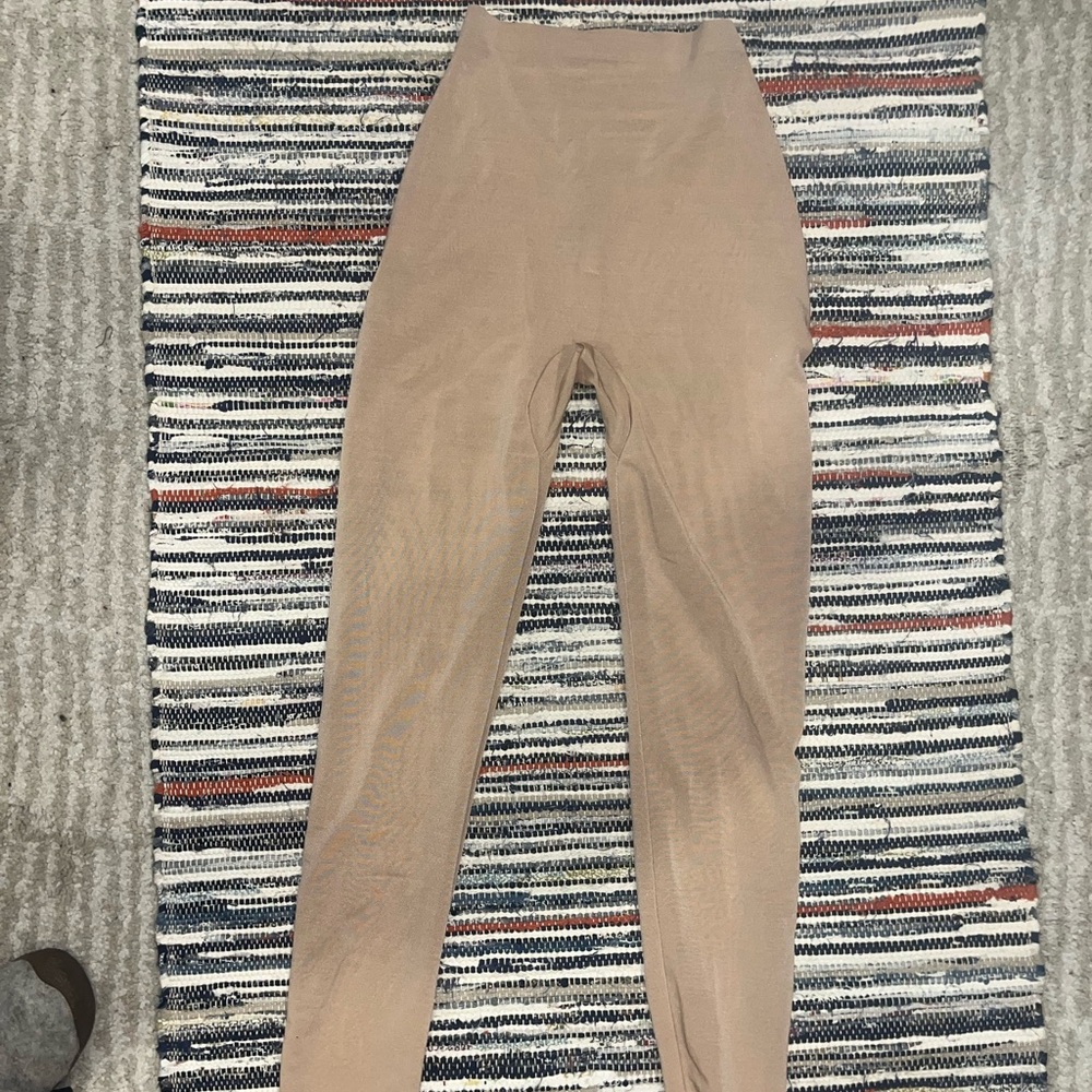 SKIMS low back clay BNWT Leggings size S